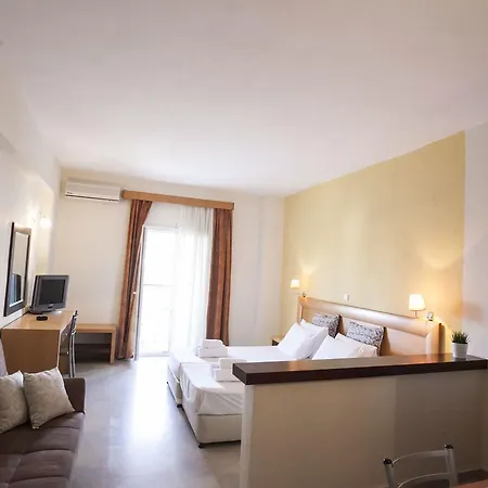 Aparthotel Golden Sun Village 3*