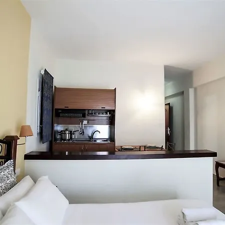 Golden Sun Village Aparthotel 3*